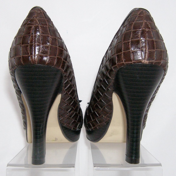 Madden Girl 'Lowla' brown weave bow platforms 8.5 - Picture 5 of 8